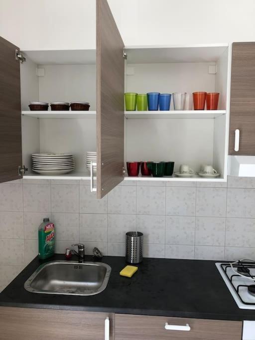 Ferienwohnung La Casa Di Gio Con Terrazzino Panoramico Polignano a Mare Exterior foto